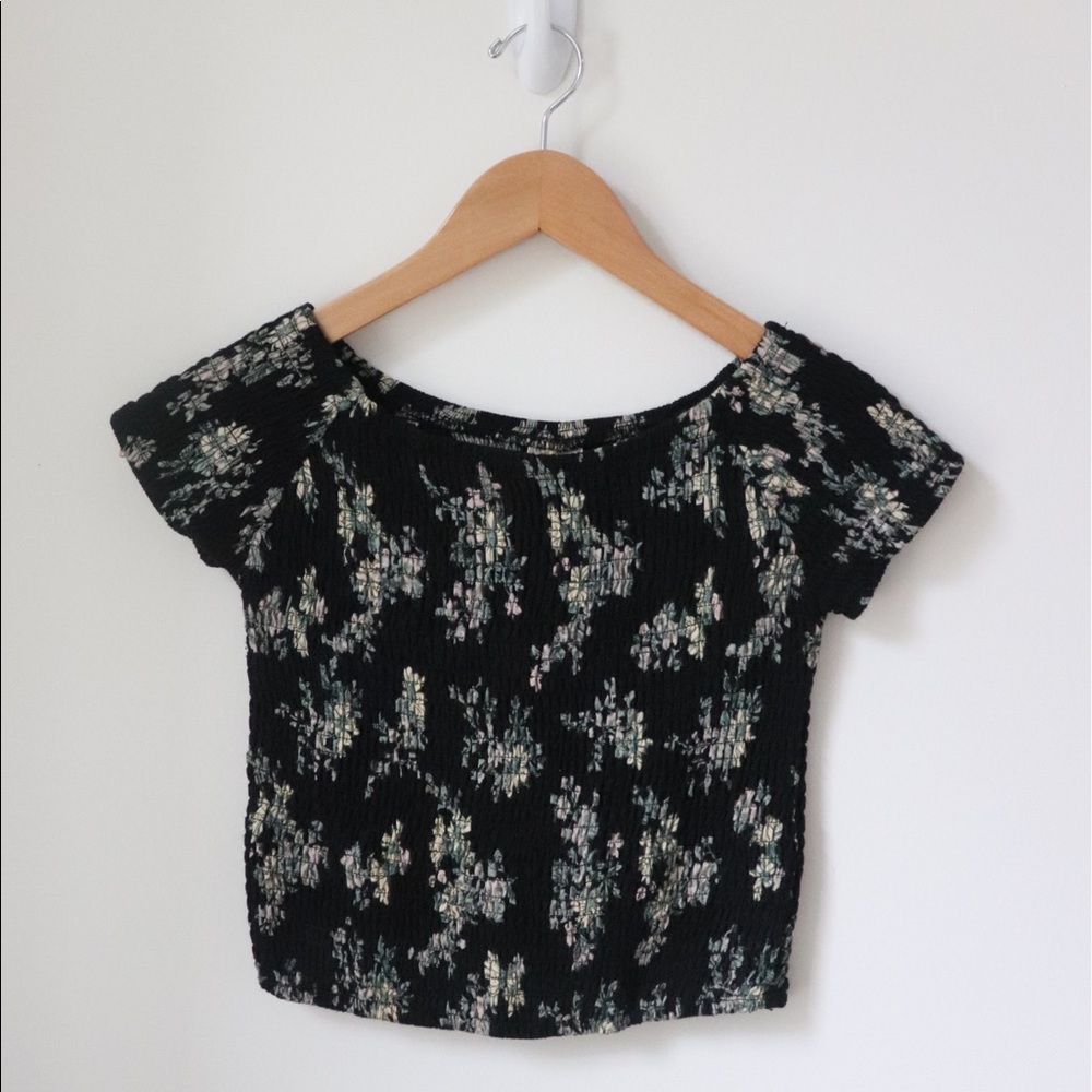 Black Floral Patterned Crop Top